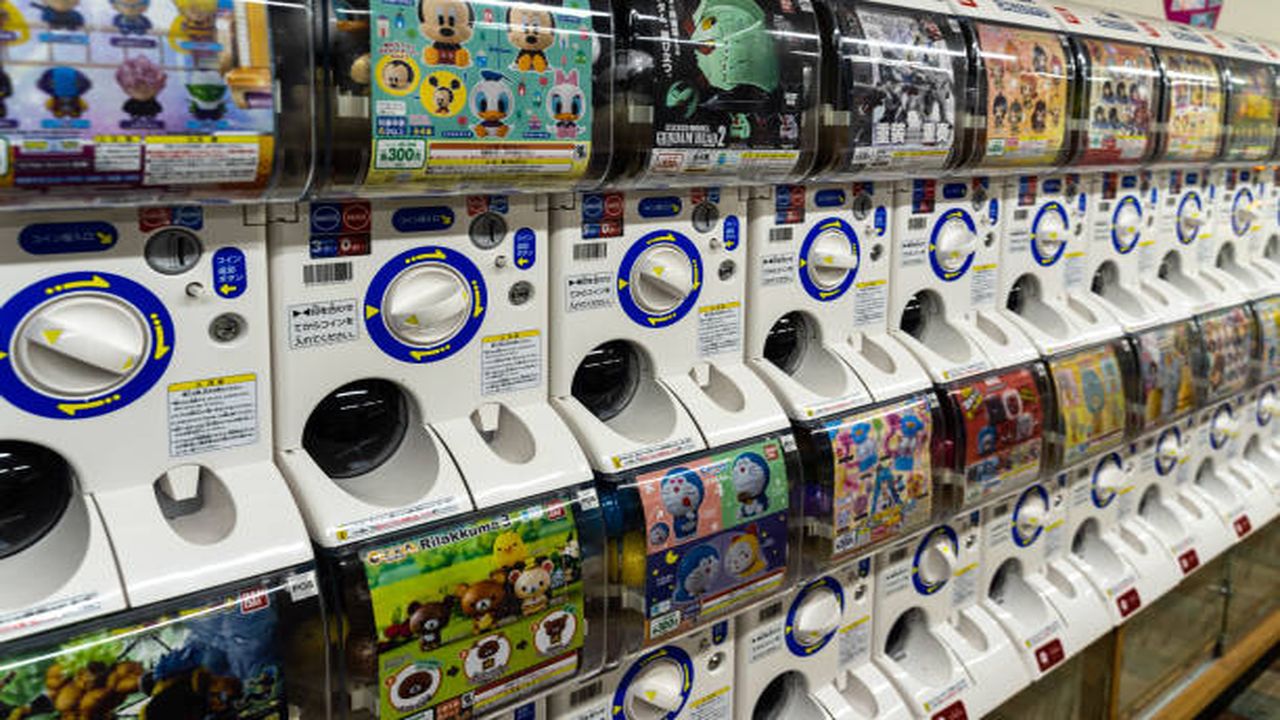 The Intriguing World of Gashapon Machine Wholesale: A Comprehensive Insight